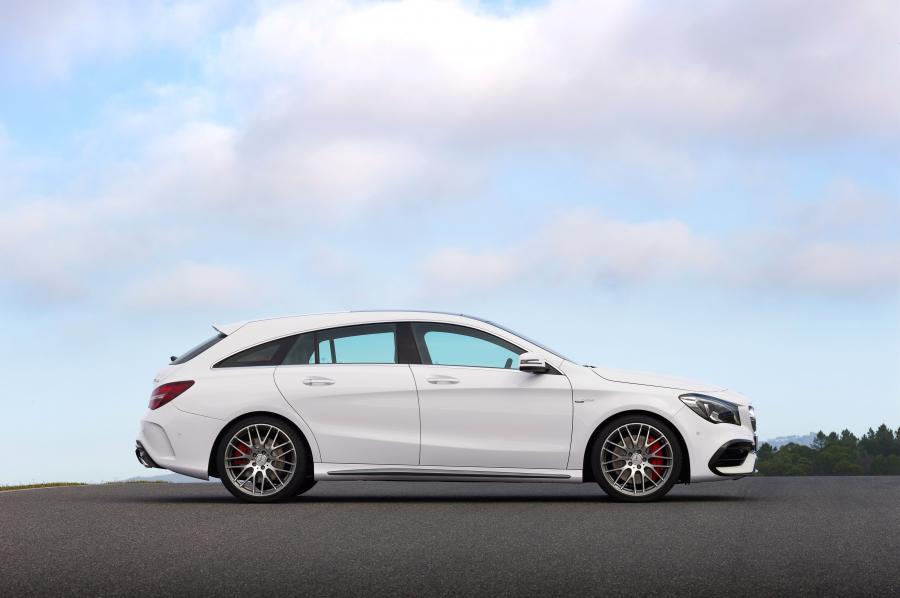  Mercedes-AMG CLA45 4Matic Shooting Brake 2016 года  (фото 5 из 12)
